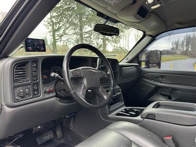 2005 Chevrolet Silverado 2500 LT 4dr Crew Cab  4x4 - Photo 13 - Gresham, OR 97030