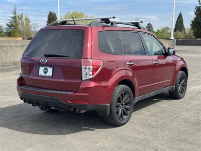 2011 Subaru Forester 2.5X Premium  AWD - Photo 5 - Gresham, OR 97030