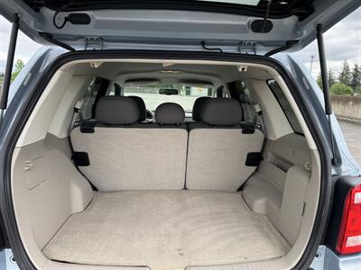 2009 Ford Escape Hybrid AWD - Photo 18 - Gresham, OR 97030