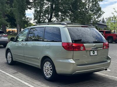 2007 Toyota Sienna XLE 7-Passenger  Limited - Photo 3 - Gresham, OR 97030