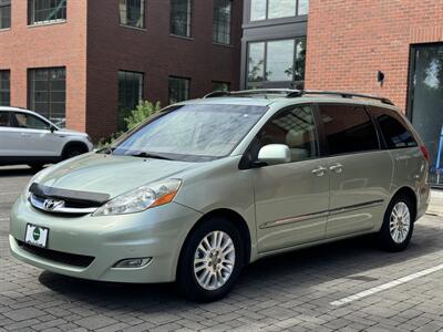 2007 Toyota Sienna XLE 7-Passenger  Limited - Photo 1 - Gresham, OR 97030