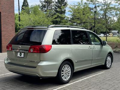 2007 Toyota Sienna XLE 7-Passenger  Limited - Photo 5 - Gresham, OR 97030