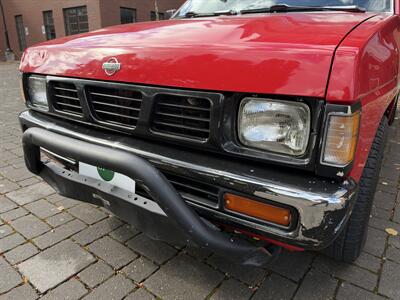 1997 Nissan Pickup Truck XE King Cab Hardbody - Photo 10 - Gresham, OR 97030