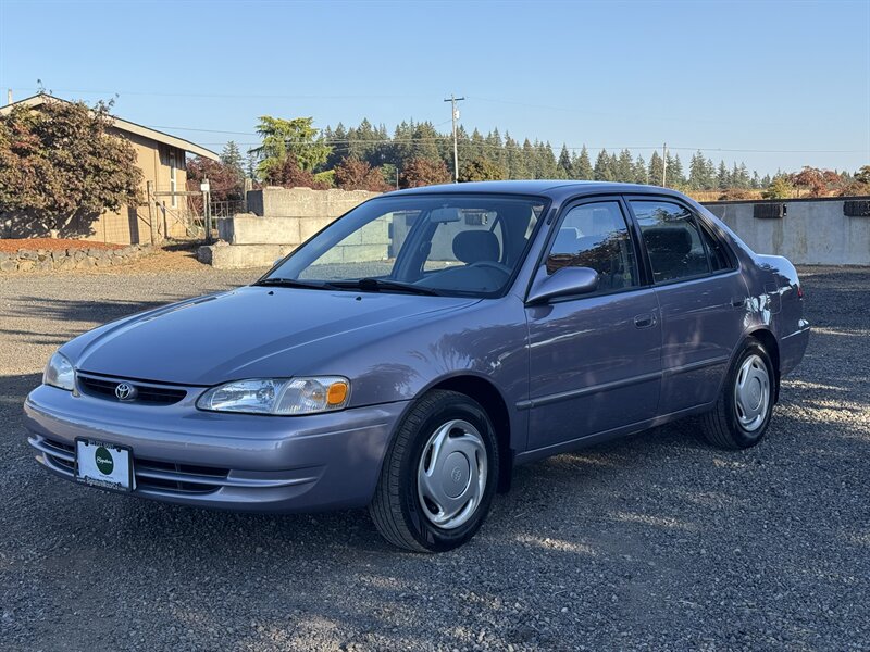1998 Toyota Corolla LE  
