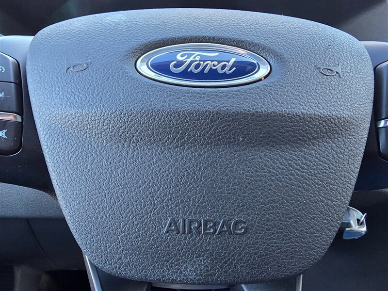 2022 Ford E-Transit 350  