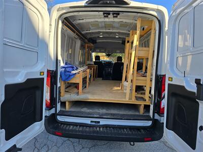 2022 Ford E-Transit 350   - Photo 20 - Chesterfield, MO 63005