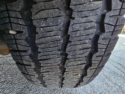 2022 Ford E-Transit 350   - Photo 33 - Chesterfield, MO 63005