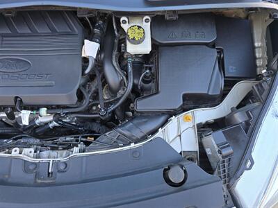 2017 Ford Escape Titanium   - Photo 44 - Chesterfield, MO 63005