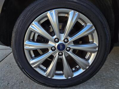 2017 Ford Escape Titanium   - Photo 37 - Chesterfield, MO 63005