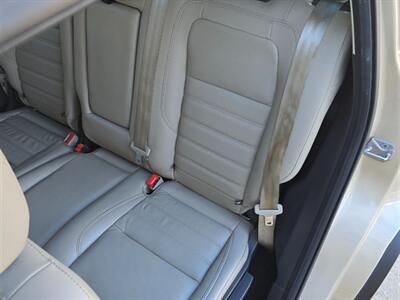 2017 Ford Escape Titanium   - Photo 30 - Chesterfield, MO 63005