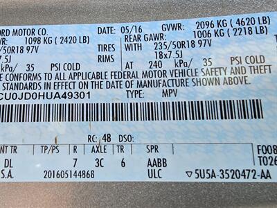 2017 Ford Escape Titanium   - Photo 4 - Chesterfield, MO 63005