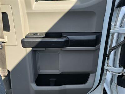 2018 Ford F-150 XL Supercab 4x4   - Photo 21 - Chesterfield, MO 63005