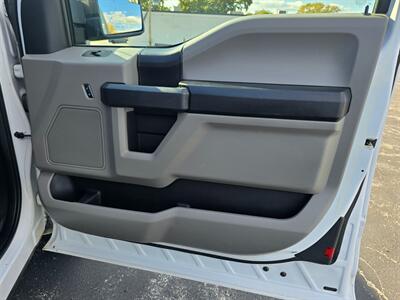 2018 Ford F-150 XL Supercab 4x4   - Photo 17 - Chesterfield, MO 63005