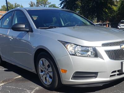 2013 Chevrolet Cruze LS   - Photo 8 - Chesterfield, MO 63005