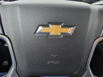 2015 Chevrolet Suburban LT - Photo 4 - Chesterfield, MO 63005