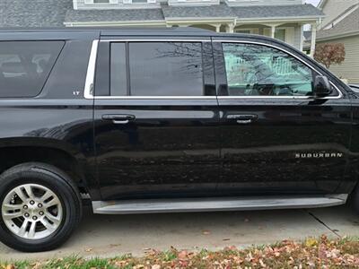 2015 Chevrolet Suburban LT - Photo 10 - Chesterfield, MO 63005