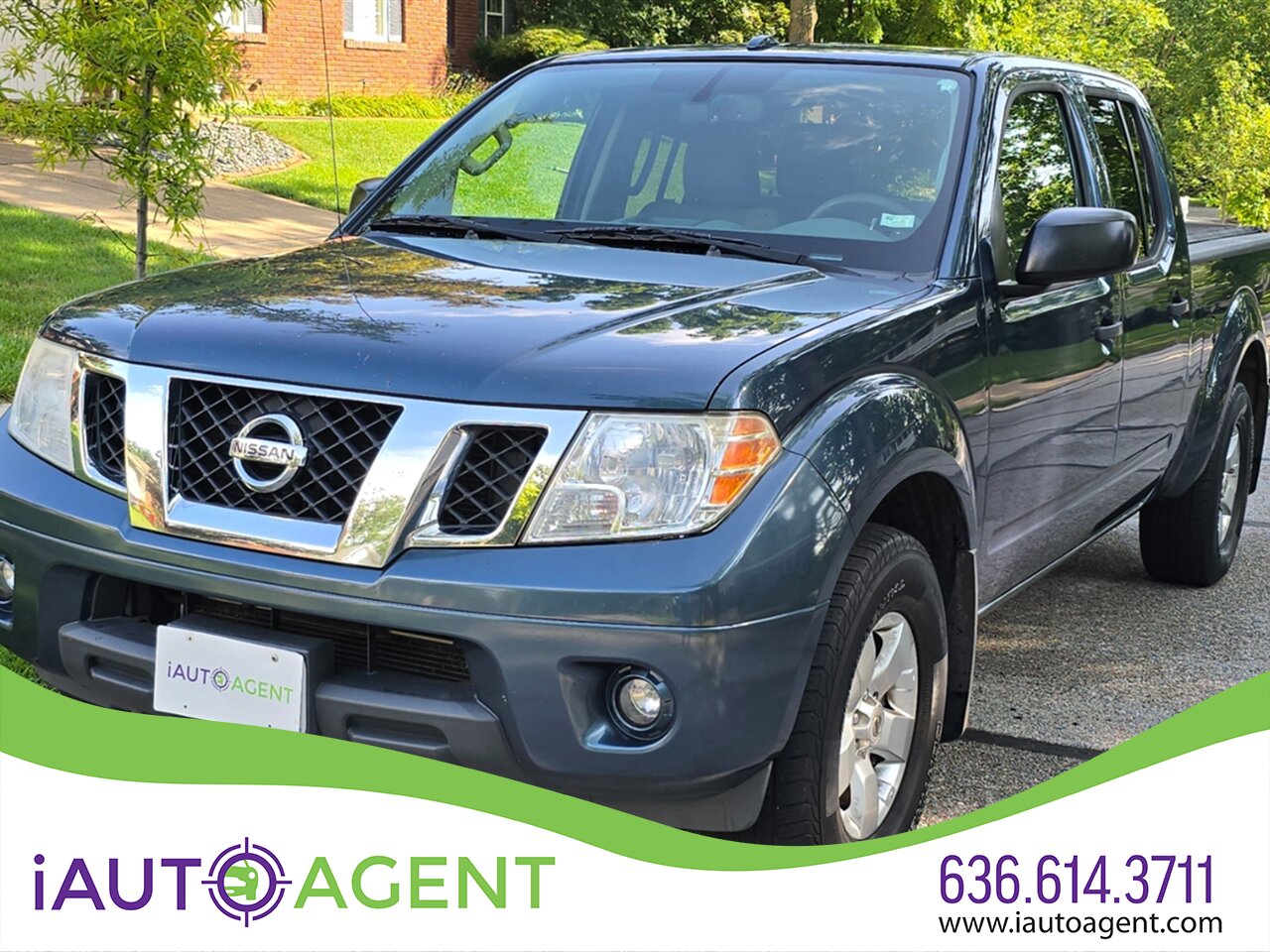 2013 Nissan Frontier SV - Photo 1 - Chesterfield, MO 63005