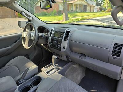 2013 Nissan Frontier SV   - Photo 19 - Chesterfield, MO 63005