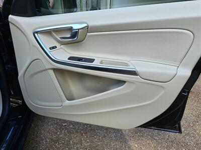 2014 Volvo S60 T6 AWD   - Photo 21 - Chesterfield, MO 63005