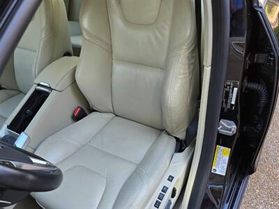 2014 Volvo S60 T6 AWD   - Photo 17 - Chesterfield, MO 63005