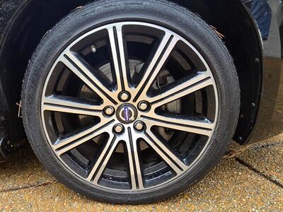 2014 Volvo S60 T6 AWD   - Photo 29 - Chesterfield, MO 63005