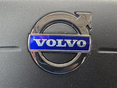 2014 Volvo S60 T6 AWD   - Photo 2 - Chesterfield, MO 63005