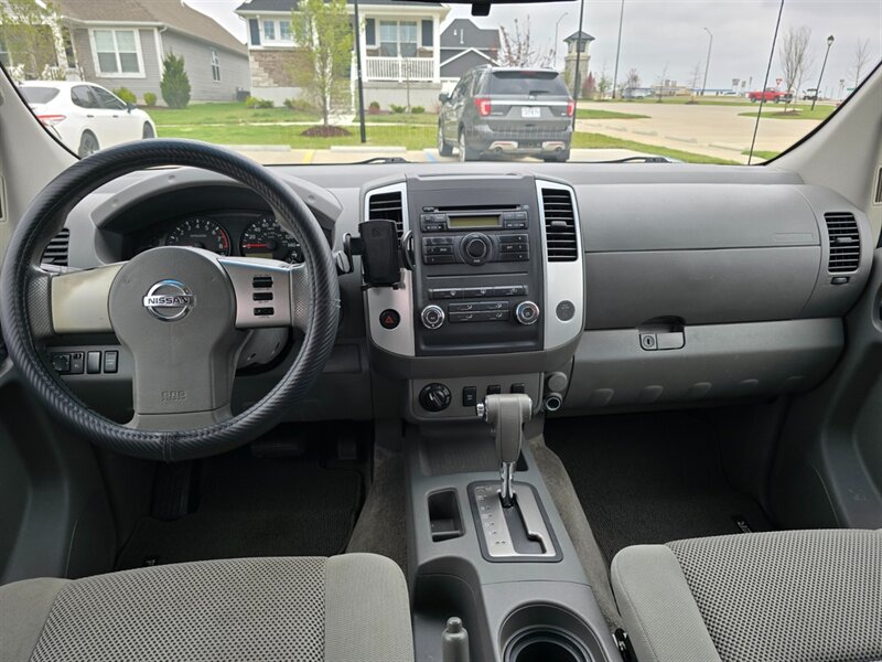 2010 Nissan Frontier SE V6  