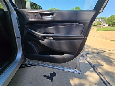 2017 Ford Edge Titanium   - Photo 18 - Chesterfield, MO 63005