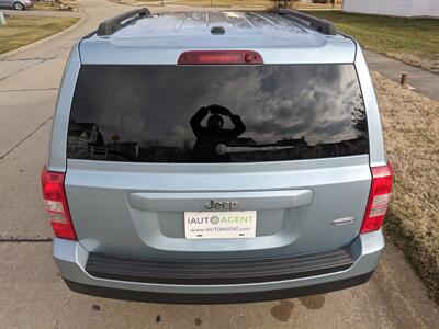 2013 Jeep Patriot Latitude - Photo 7 - Chesterfield, MO 63005
