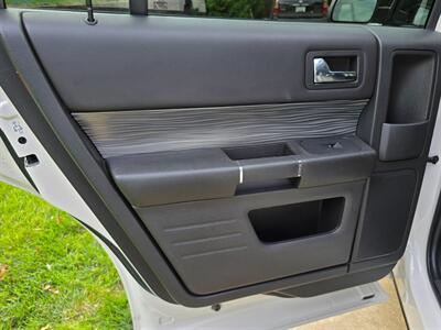 2019 Ford Flex SEL   - Photo 27 - Chesterfield, MO 63005