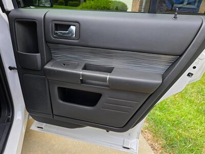 2019 Ford Flex SEL   - Photo 24 - Chesterfield, MO 63005