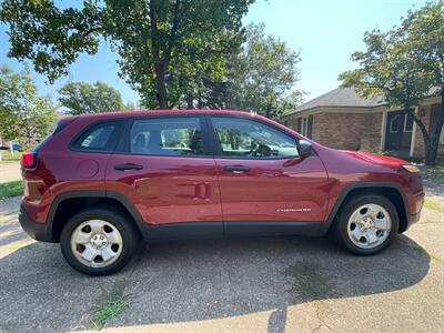 2017 Jeep Cherokee Sport   - Photo 7 - Chesterfield, MO 63005