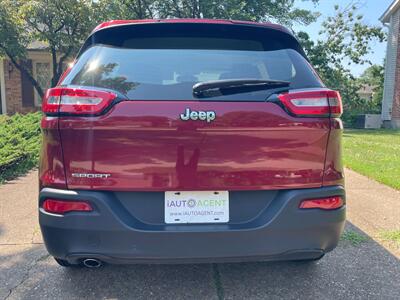 2017 Jeep Cherokee Sport   - Photo 5 - Chesterfield, MO 63005