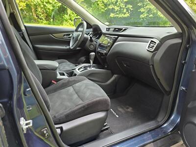 2014 Nissan Rogue SV   - Photo 18 - Chesterfield, MO 63005
