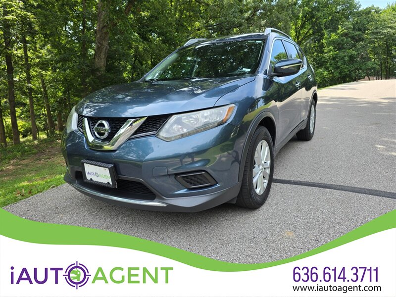 2014 Nissan Rogue SV  