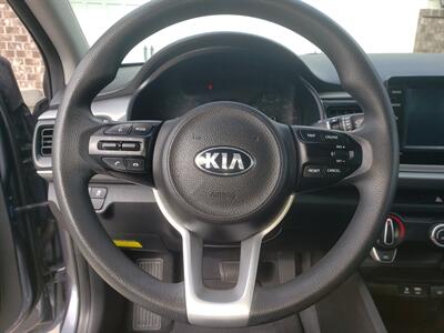 2020 Kia Rio S   - Photo 14 - Chesterfield, MO 63005