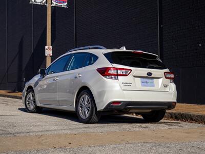 2017 Subaru Impreza Premium   - Photo 5 - Chesterfield, MO 63005