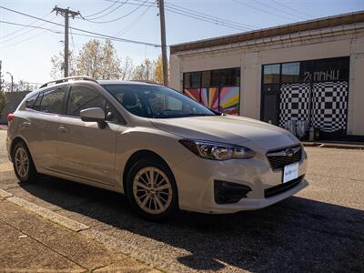 2017 Subaru Impreza Premium   - Photo 8 - Chesterfield, MO 63005