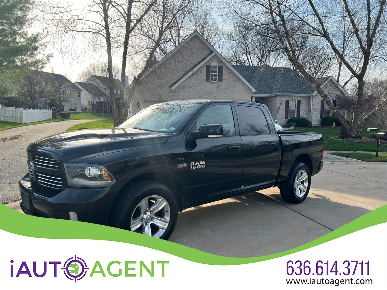 2013 RAM 1500 Sport   - Photo 1 - Chesterfield, MO 63005