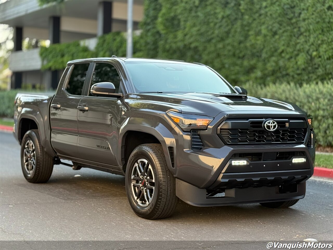 2025 Toyota Tacoma TRD Sport 4x4 Premium w. Tow - Photo 7 - Concord, CA 94520