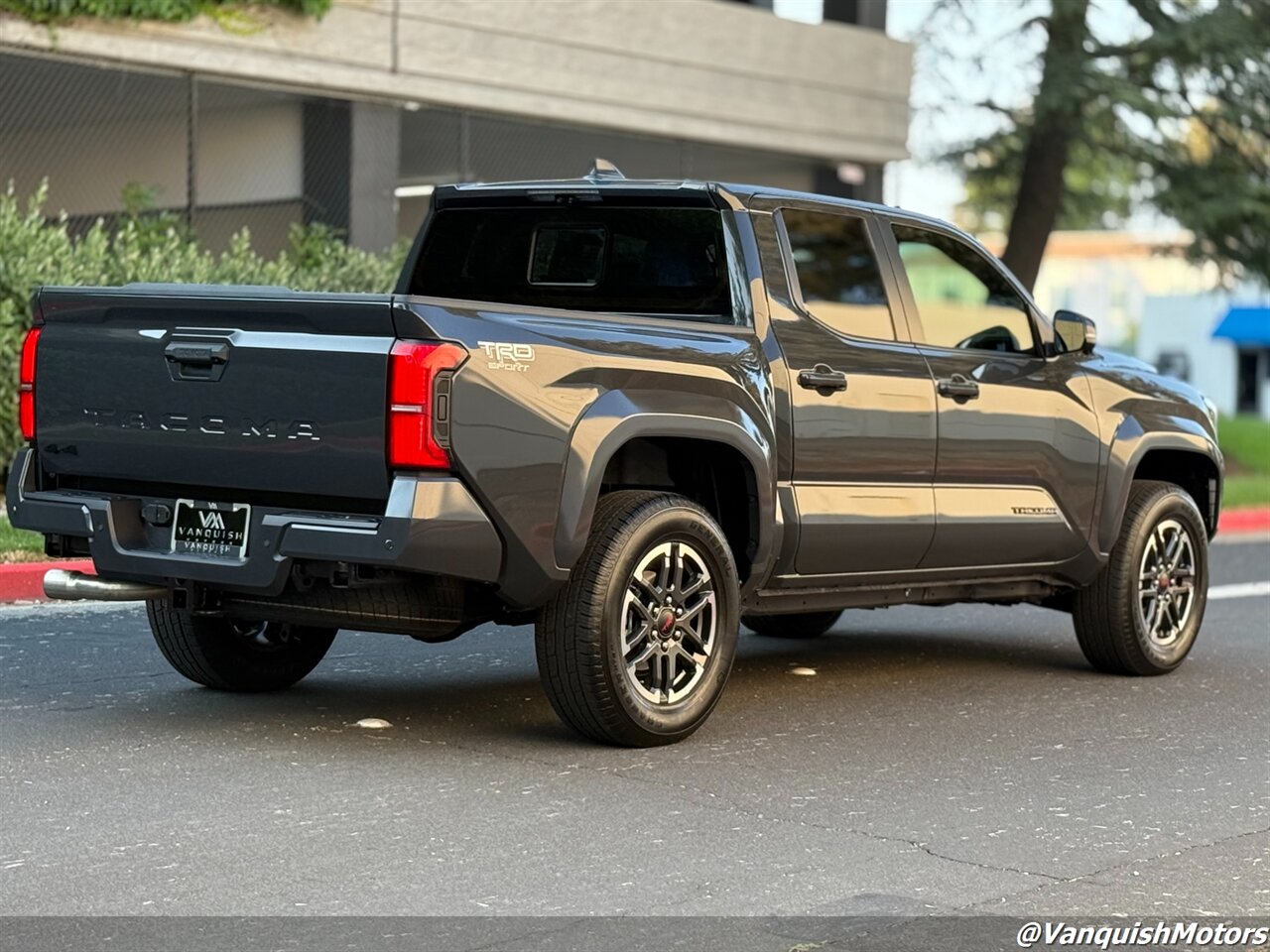 2025 Toyota Tacoma TRD Sport 4x4 Premium w. Tow - Photo 5 - Concord, CA 94520