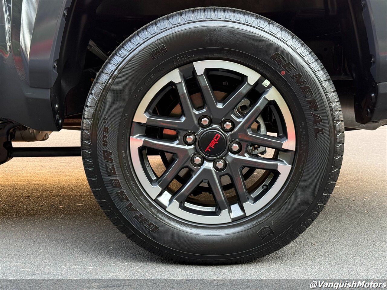 2025 Toyota Tacoma TRD Sport 4x4 Premium w. Tow - Photo 17 - Concord, CA 94520