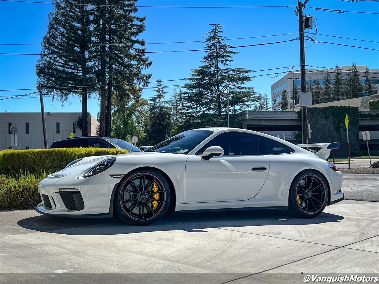 2018 Porsche 911 GT3  *MANUAL* 991.2   - Photo 3 - Concord, CA 94520