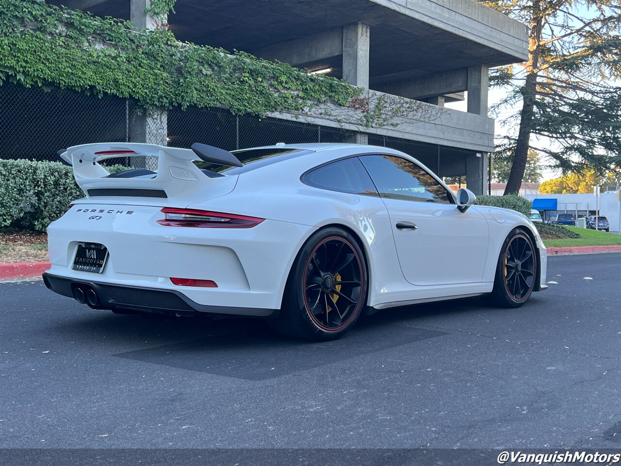 2018 Porsche 911 GT3  *MANUAL* 991.2   - Photo 48 - Concord, CA 94520