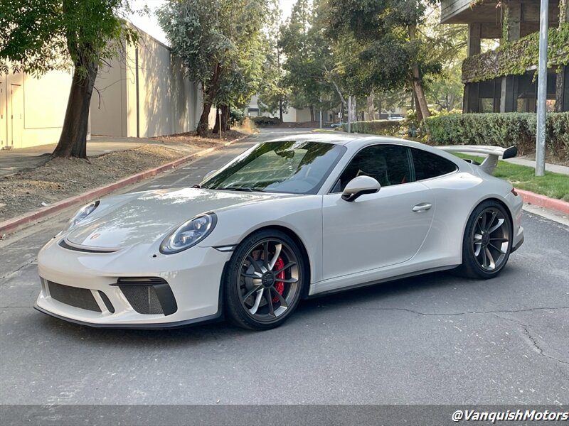 2018 Porsche 911 GT3 991.2 w. CARBON   - Photo 27 - Concord, CA 94520