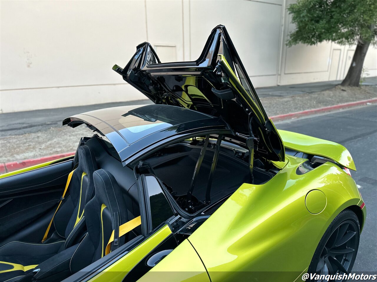 2022 McLaren 720S Spider ($375K MSRP) HEAVY CARBON + EM ROOF   - Photo 58 - Concord, CA 94520