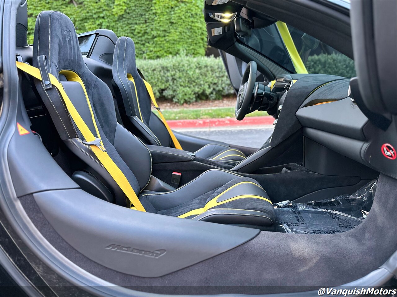 2022 McLaren 720S Spider ($375K MSRP) HEAVY CARBON + EM ROOF   - Photo 37 - Concord, CA 94520