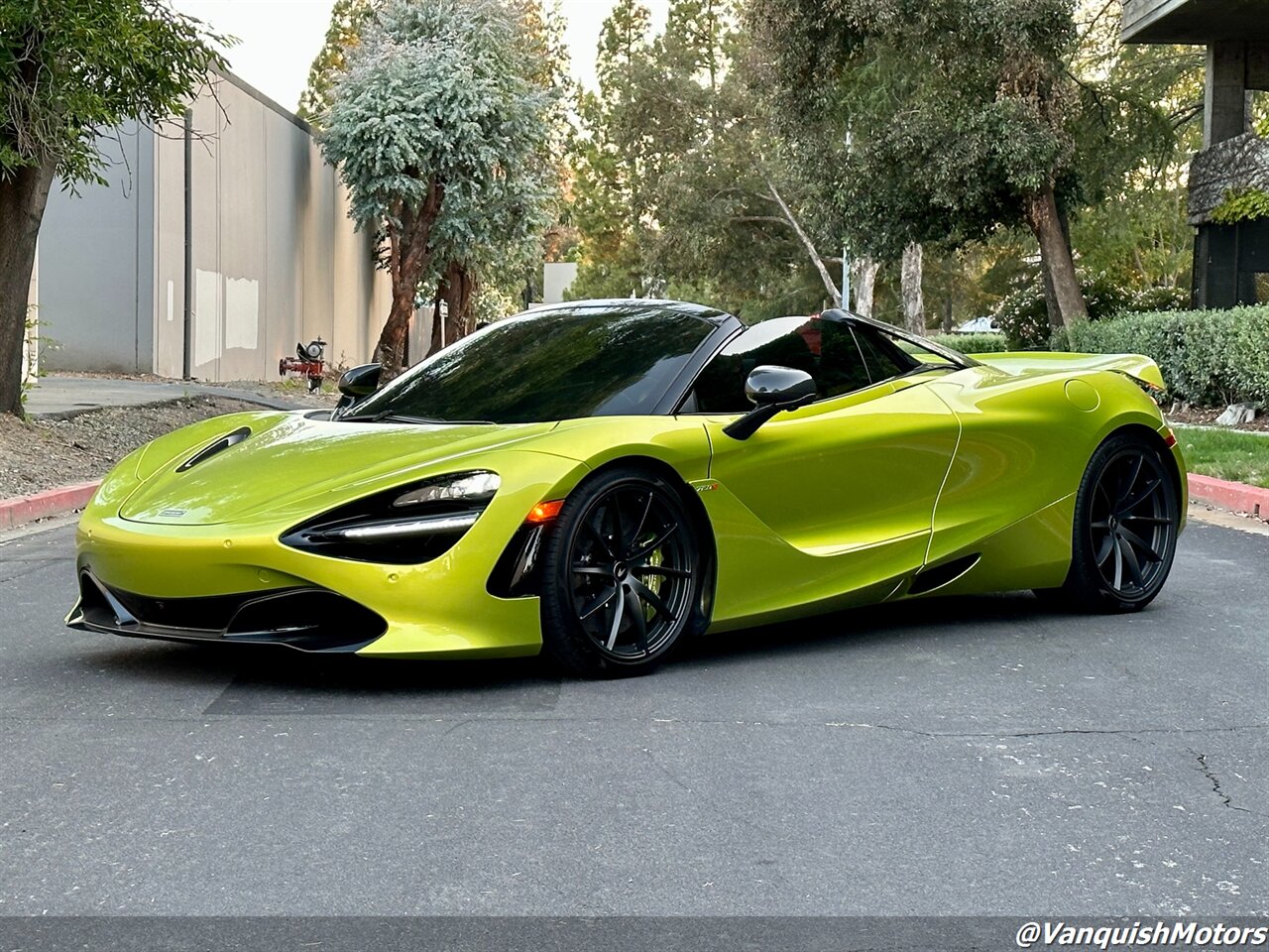 2022 McLaren 720S Spider ($375K MSRP) HEAVY CARBON + EM ROOF   - Photo 32 - Concord, CA 94520