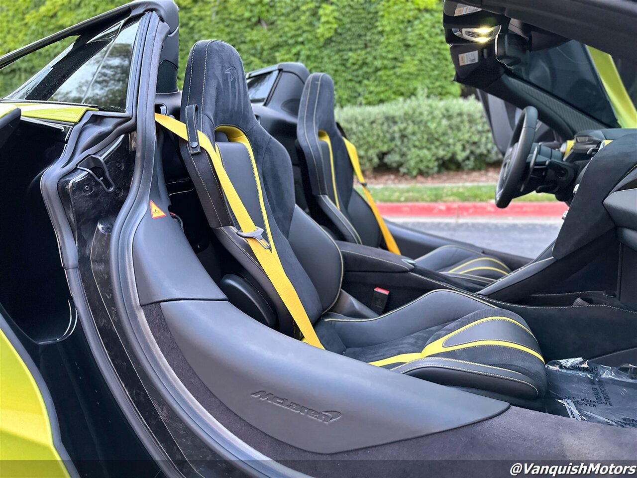 2022 McLaren 720S Spider ($375K MSRP) HEAVY CARBON + EM ROOF   - Photo 16 - Concord, CA 94520