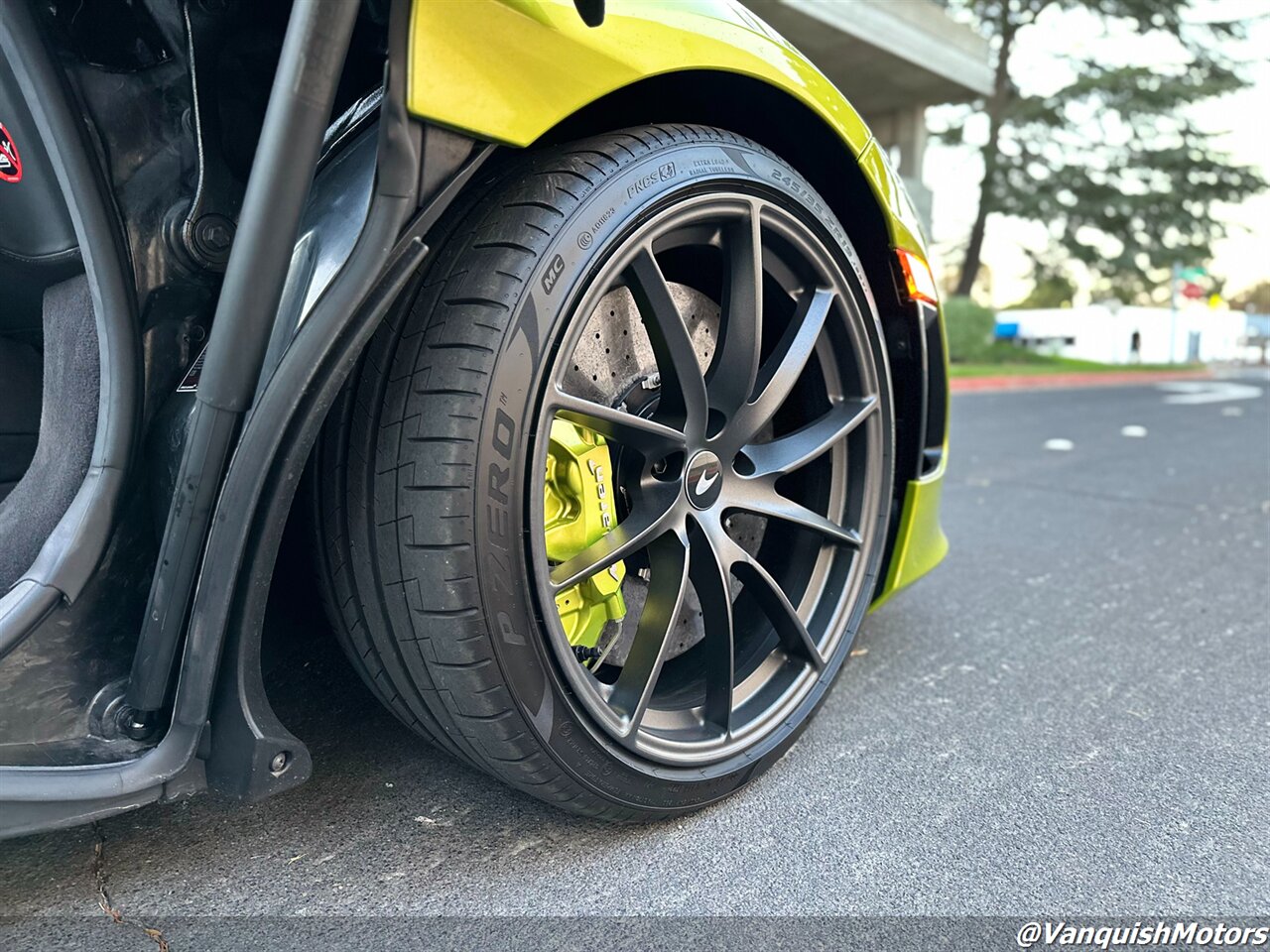 2022 McLaren 720S Spider ($375K MSRP) HEAVY CARBON + EM ROOF   - Photo 29 - Concord, CA 94520